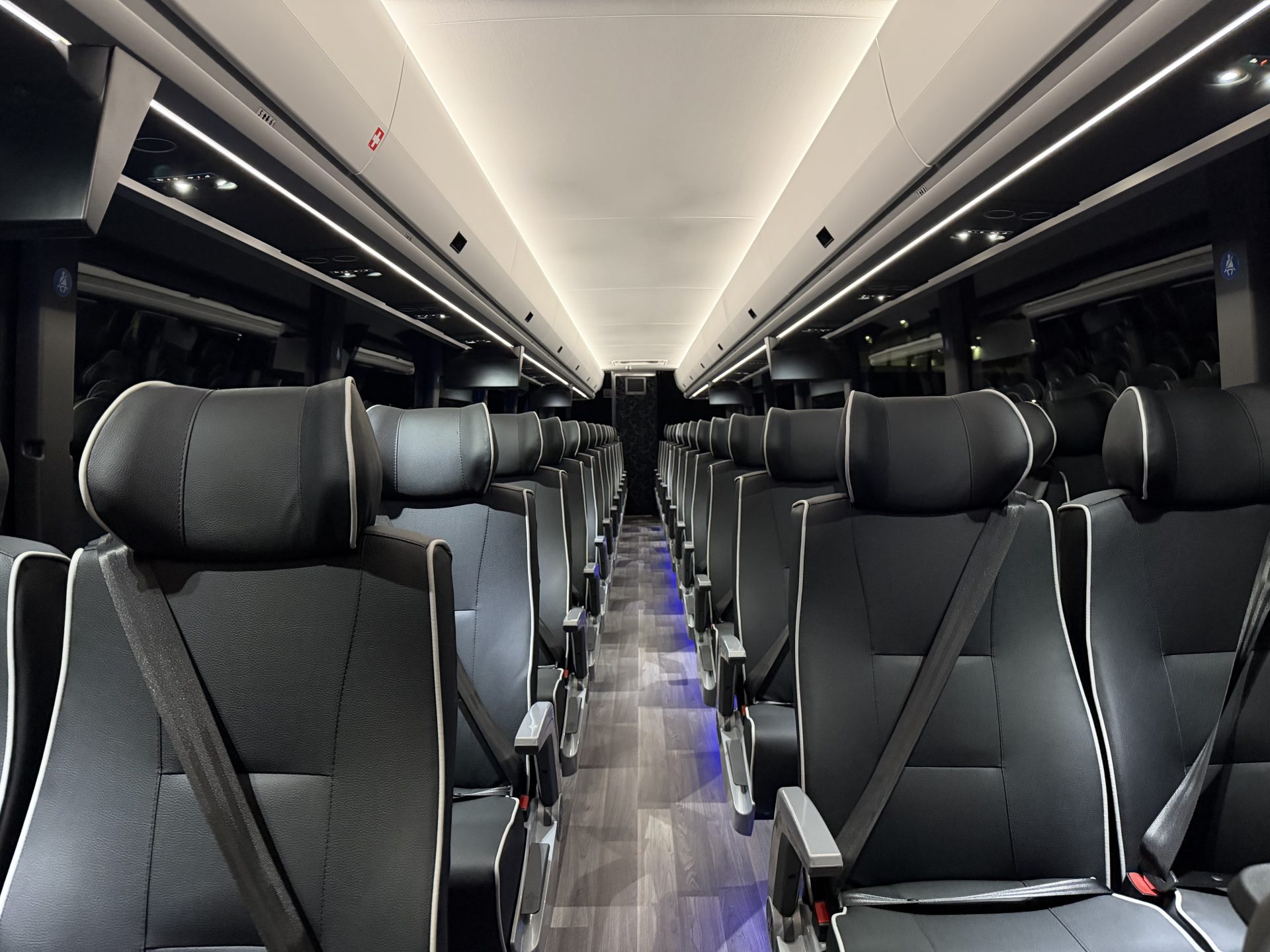 Corporate Charter Bus service in Manhattan NY