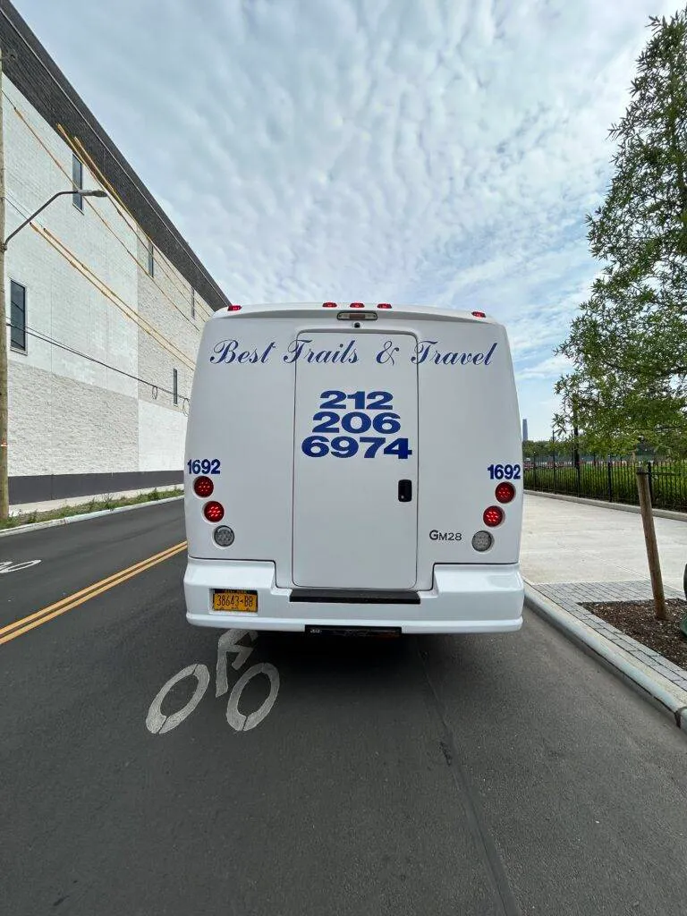 24 Passenger